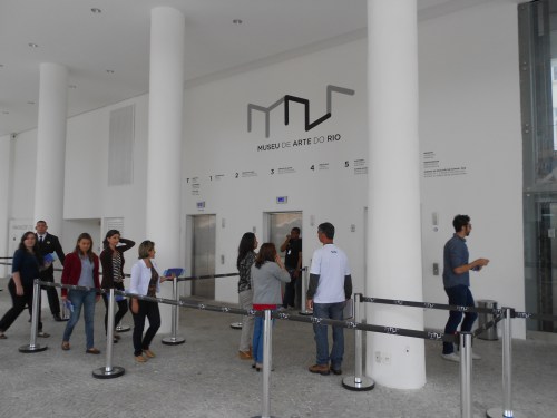 Visitantes prestigiam o mais novo espaço de cultura do Rio (Foto: Rafael Lemos)