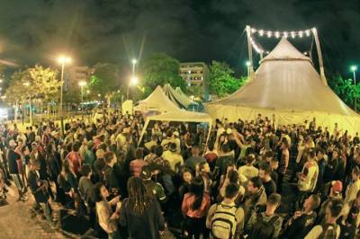 O Rap e o Hip Hop tomam conta da Praça de Noel (Foto: Carolina Barros)