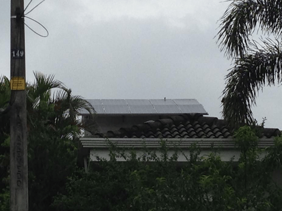 Instalação solar residencial em Vinhedo, no Estado de São Paulo. Foto cedida por Diógenes Neto