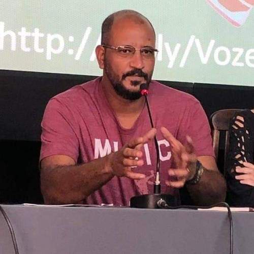 Hedjan C.S , em 2019, no evento da Semana do Livro Nacional. Foto: Arquivo pessoal.