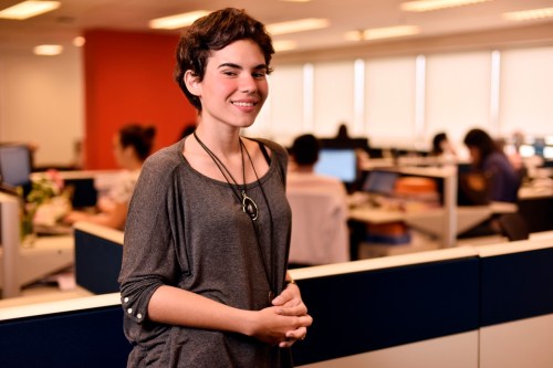 Luana em seu local de trabalho, em Botafogo. Foto: Arquivo pessoal.